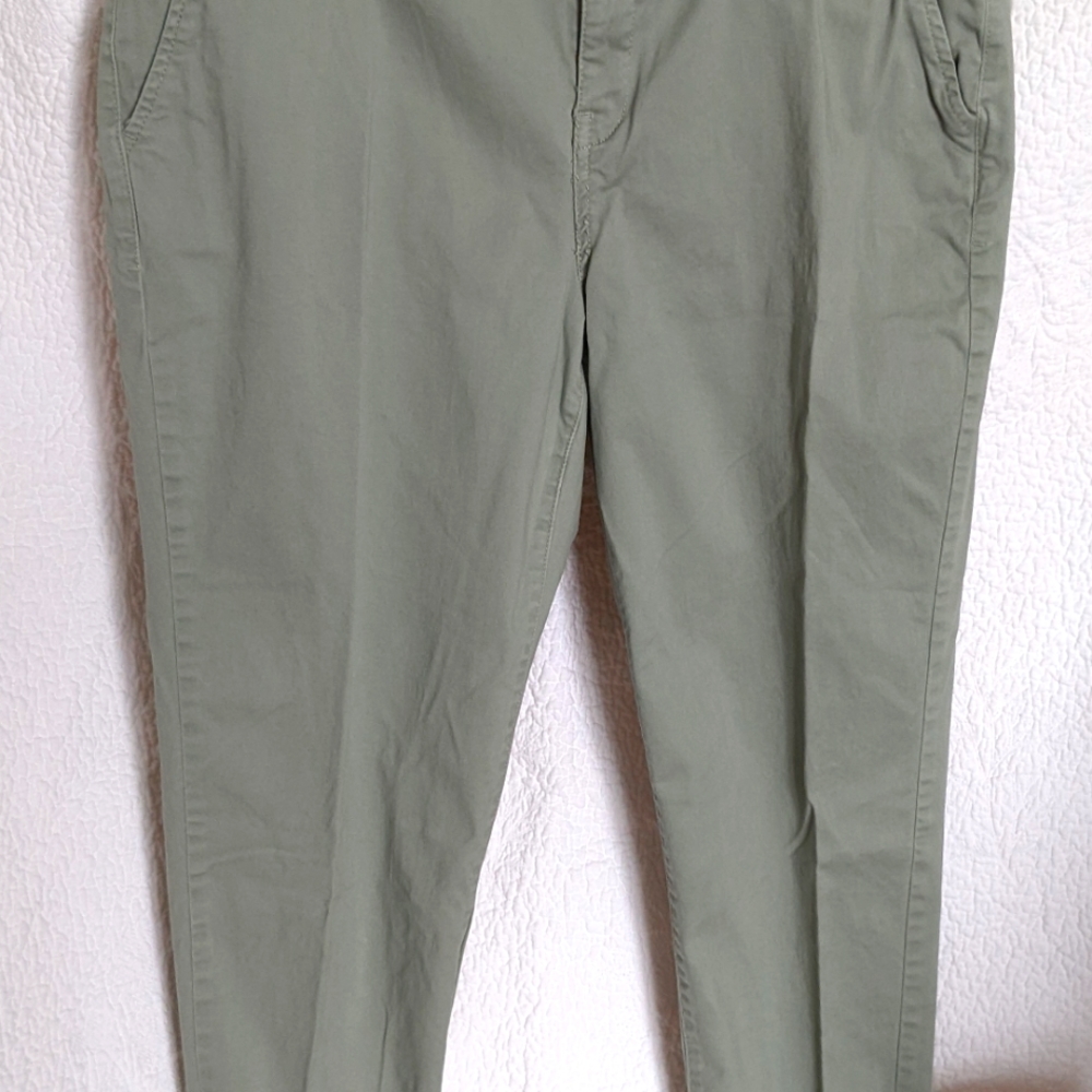Woman's Casual Pants